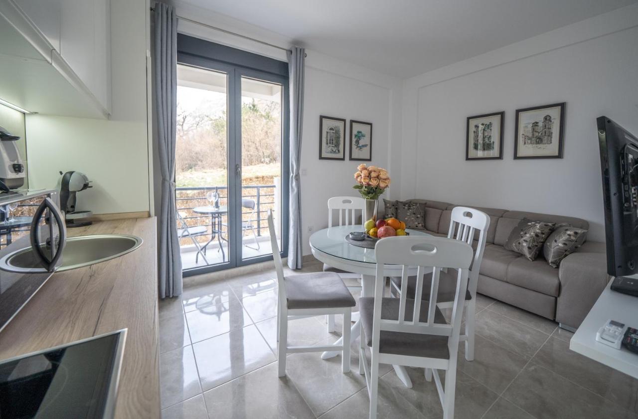 Apartment Adriana Kotor Luaran gambar