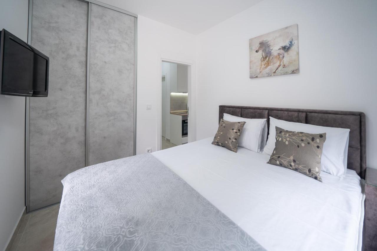 Apartment Adriana Kotor Luaran gambar