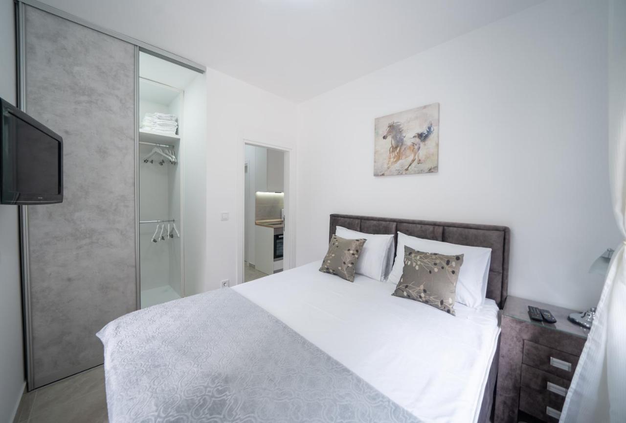 Apartment Adriana Kotor Luaran gambar